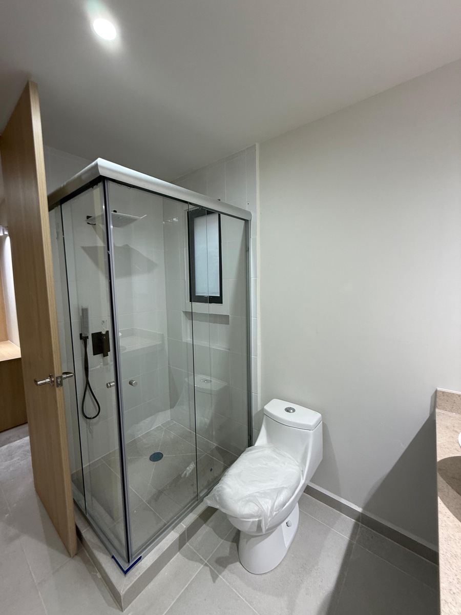 29 of 30: Baño Recámara 2 y 3