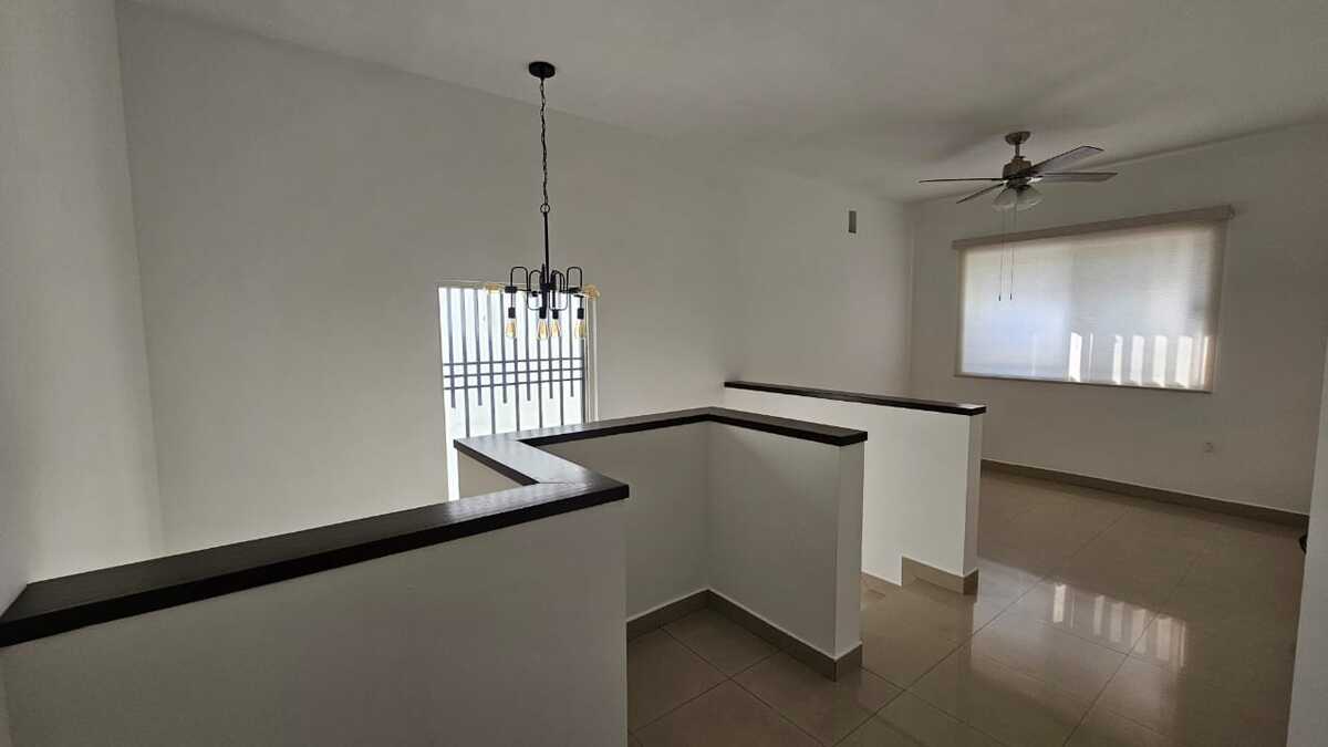 21 de 39: Estancia en planta alta