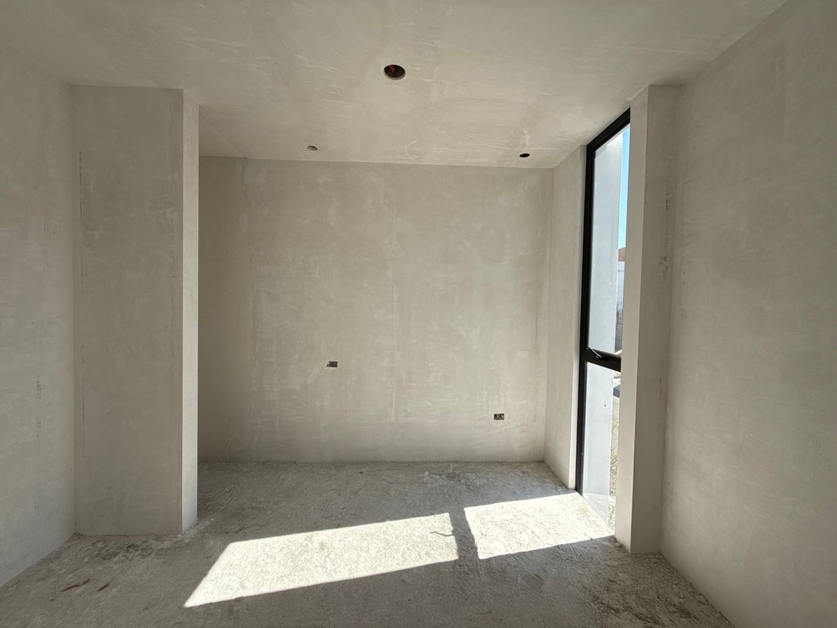 18 of 28: Recámara secundaria 1