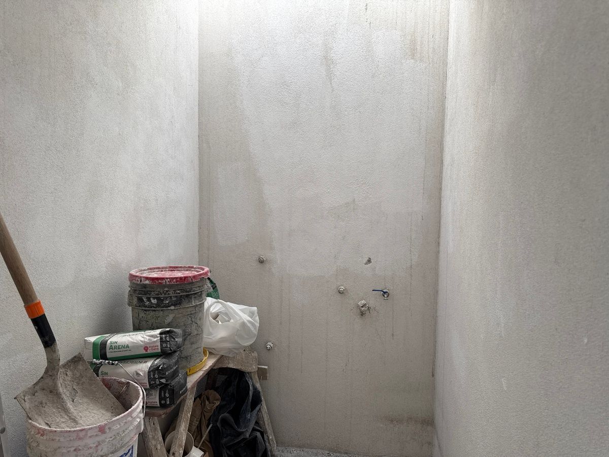 21 of 28: área de lavado planta alta