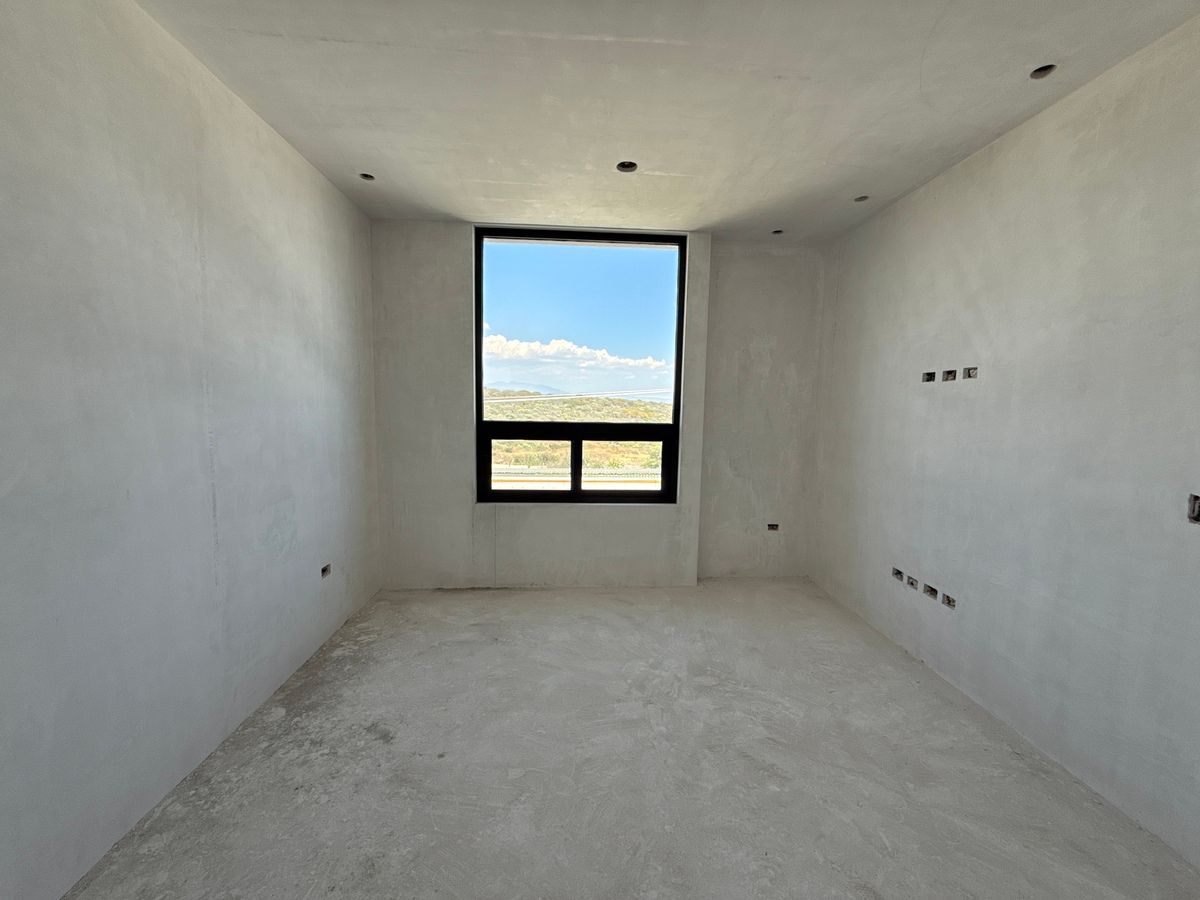 25 of 28: Recámara principal