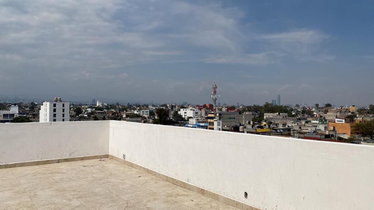 34 of 36: Vista del roof