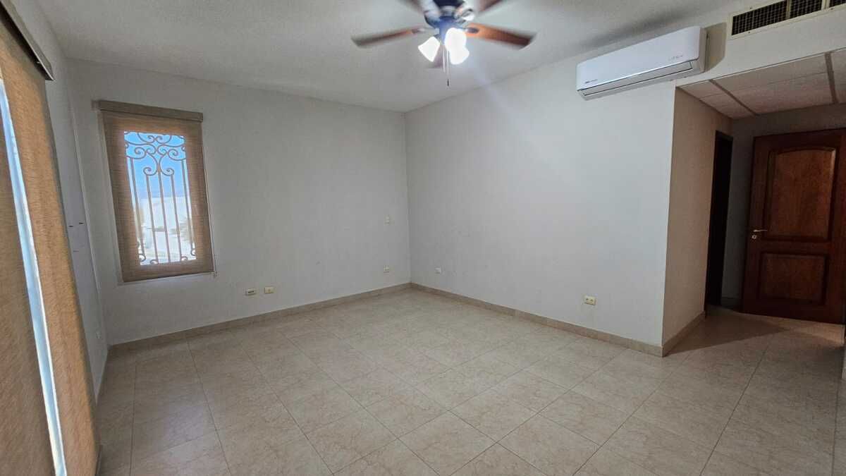 22 de 41: Recámara 3