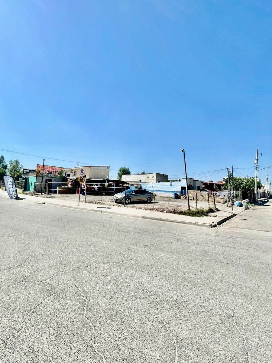 Terreno en Villas del Rey