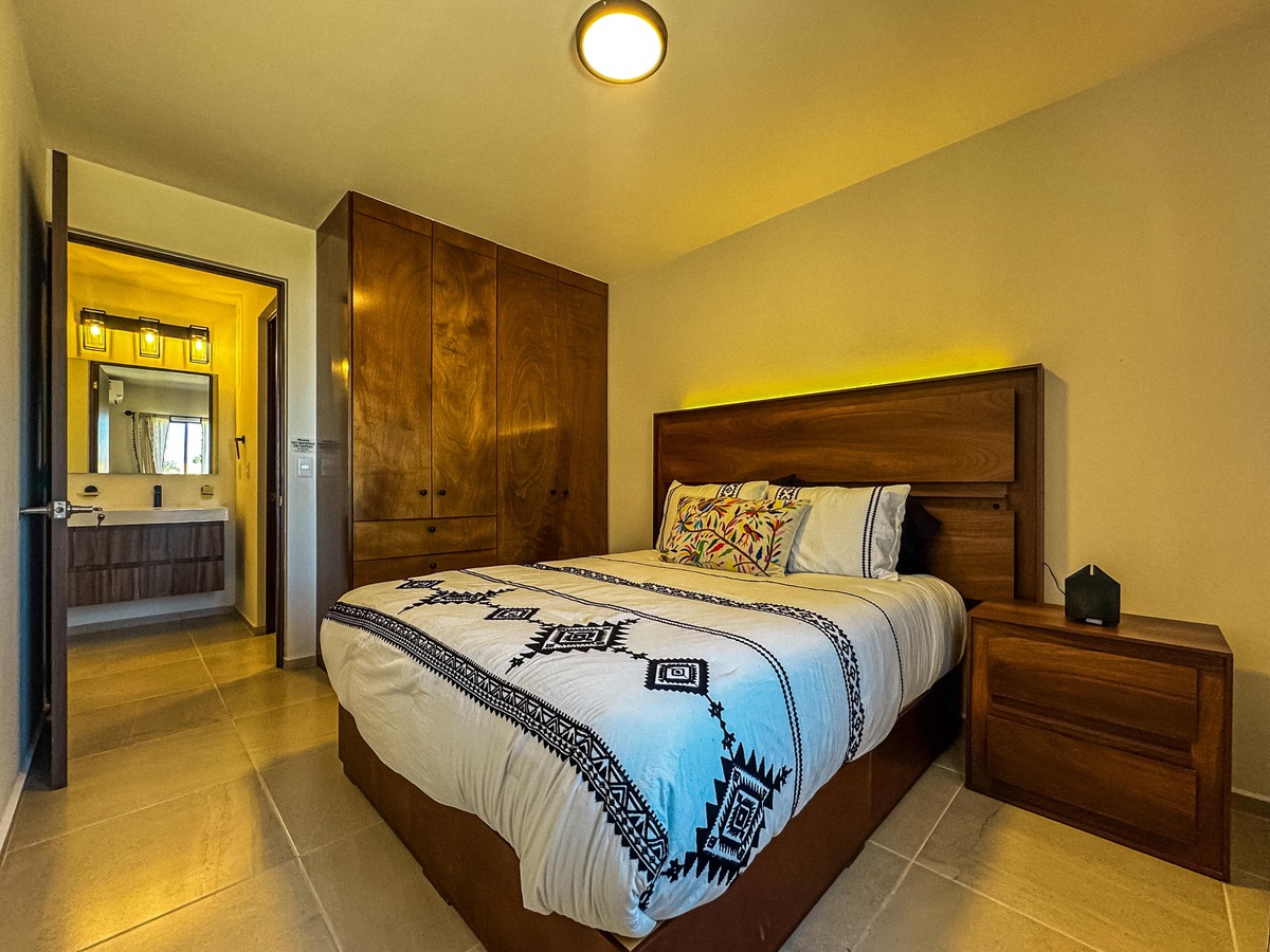 19 of 29: Recamara secundaria