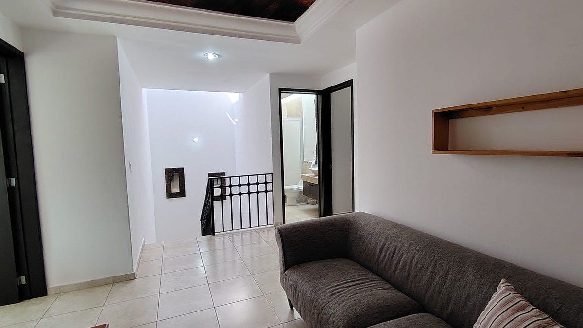 21 de 34: Sala de tv o lectura