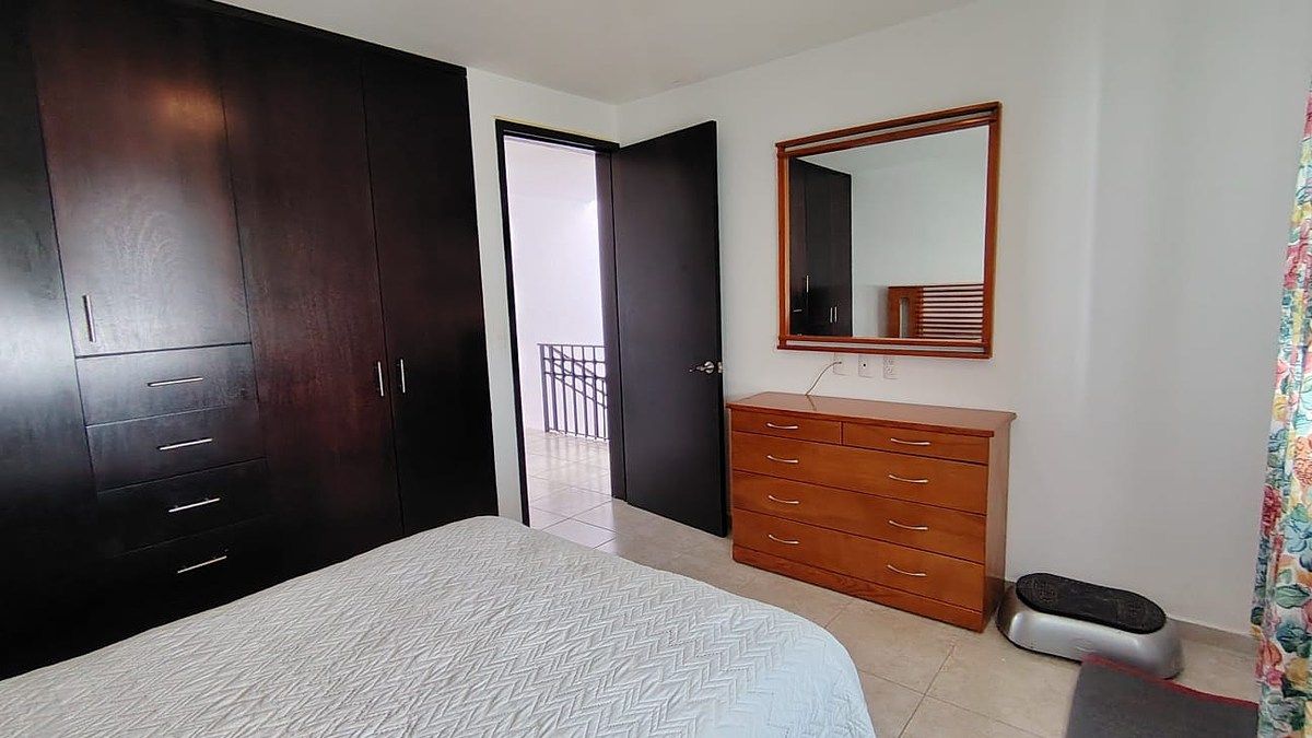 25 de 34: Habitación secundaria 1