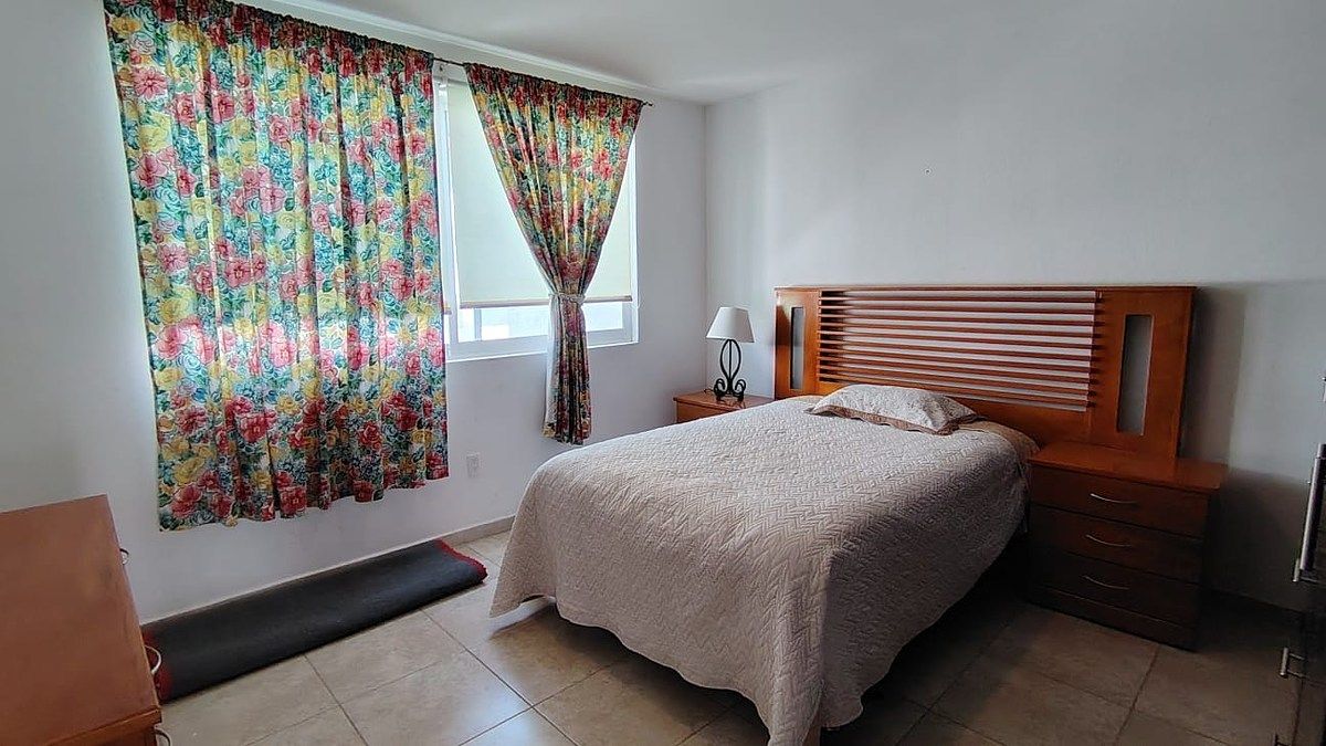 24 de 34: Habitación secundaria 1