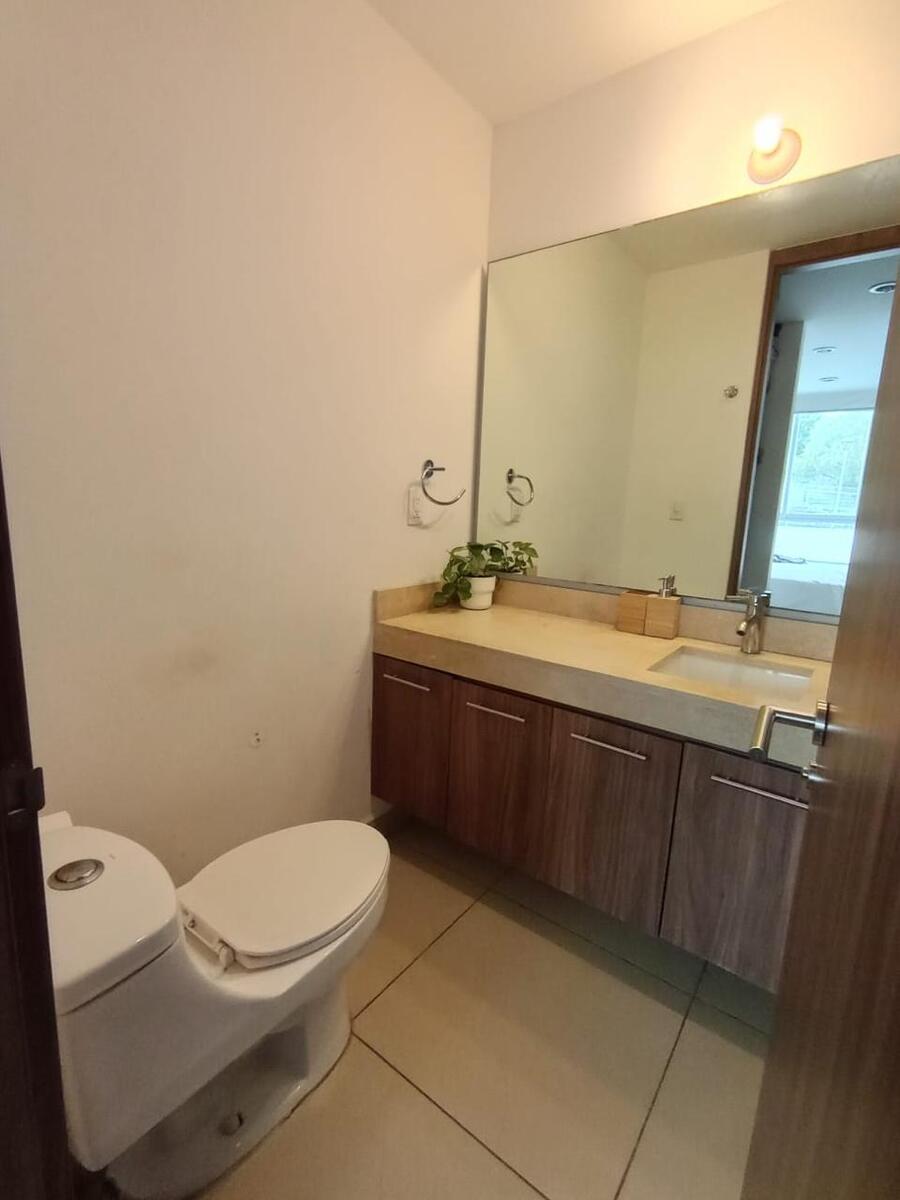 16 de 24: Casa en venta en El Refugio Querétaro