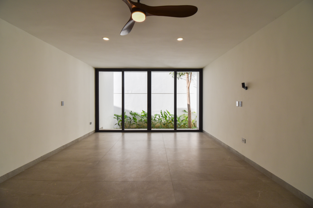 11 de 31: ESTUDIO/REC. SEC. EN PLANTA BAJA