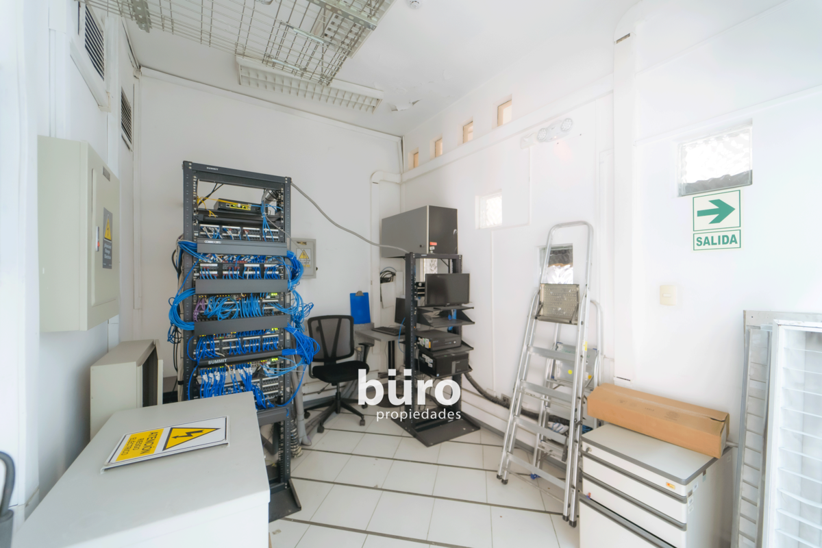 23 de 33: Sala de servidores