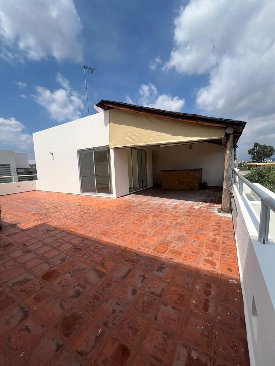 17 de 21: Roof garden