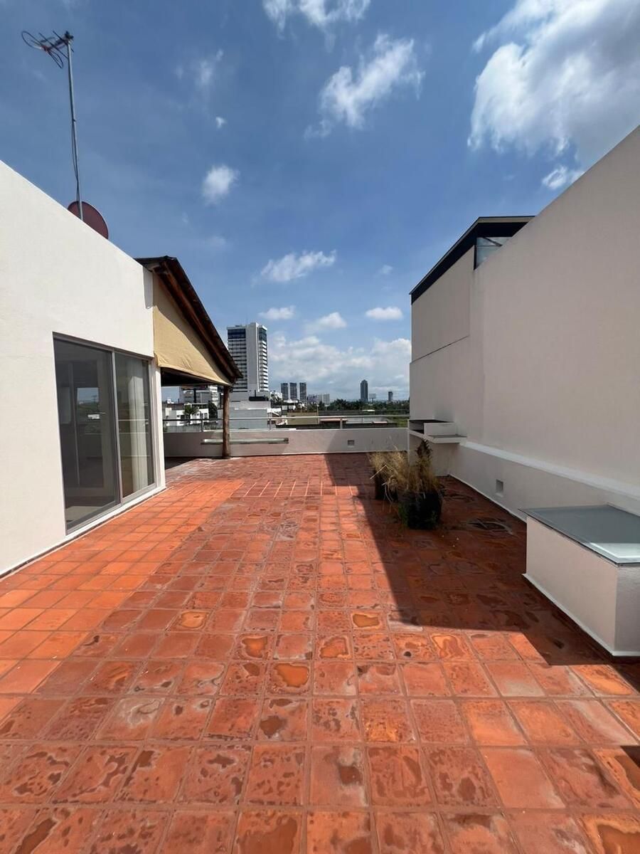 18 de 21: Roof garden