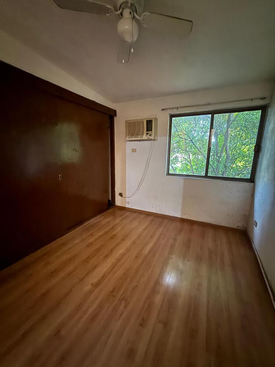 14 of 21: Recámara secundaria