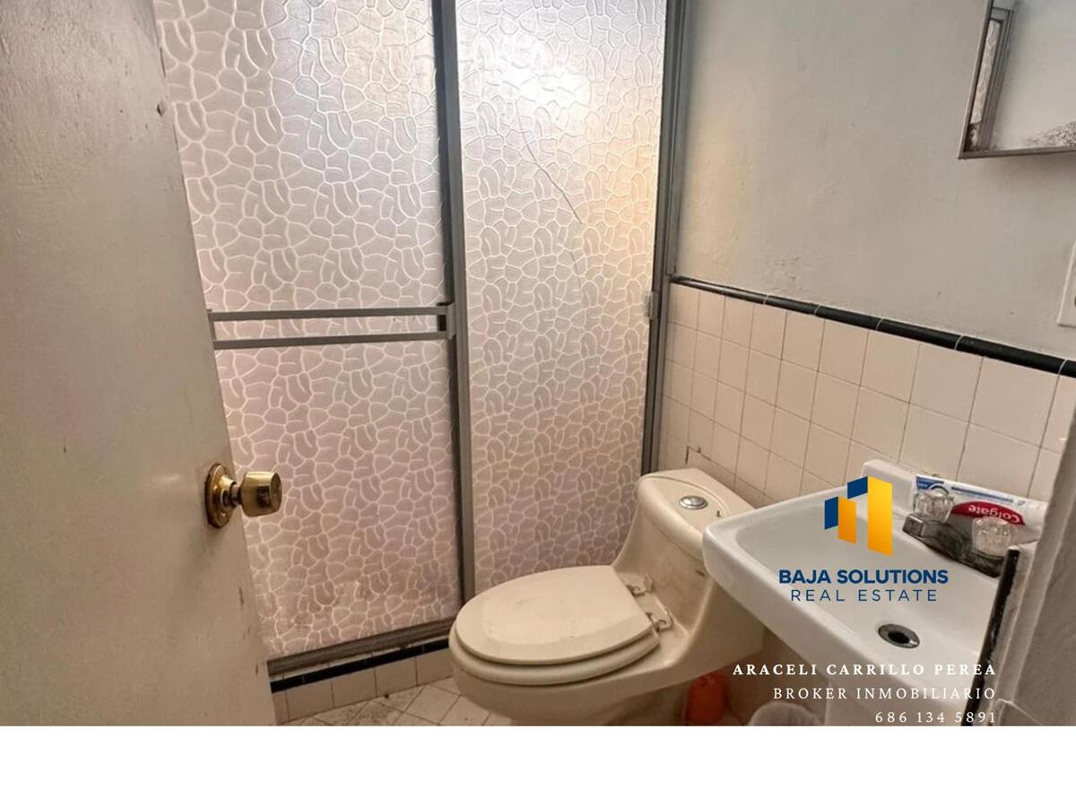 5 de 10: baño visitas