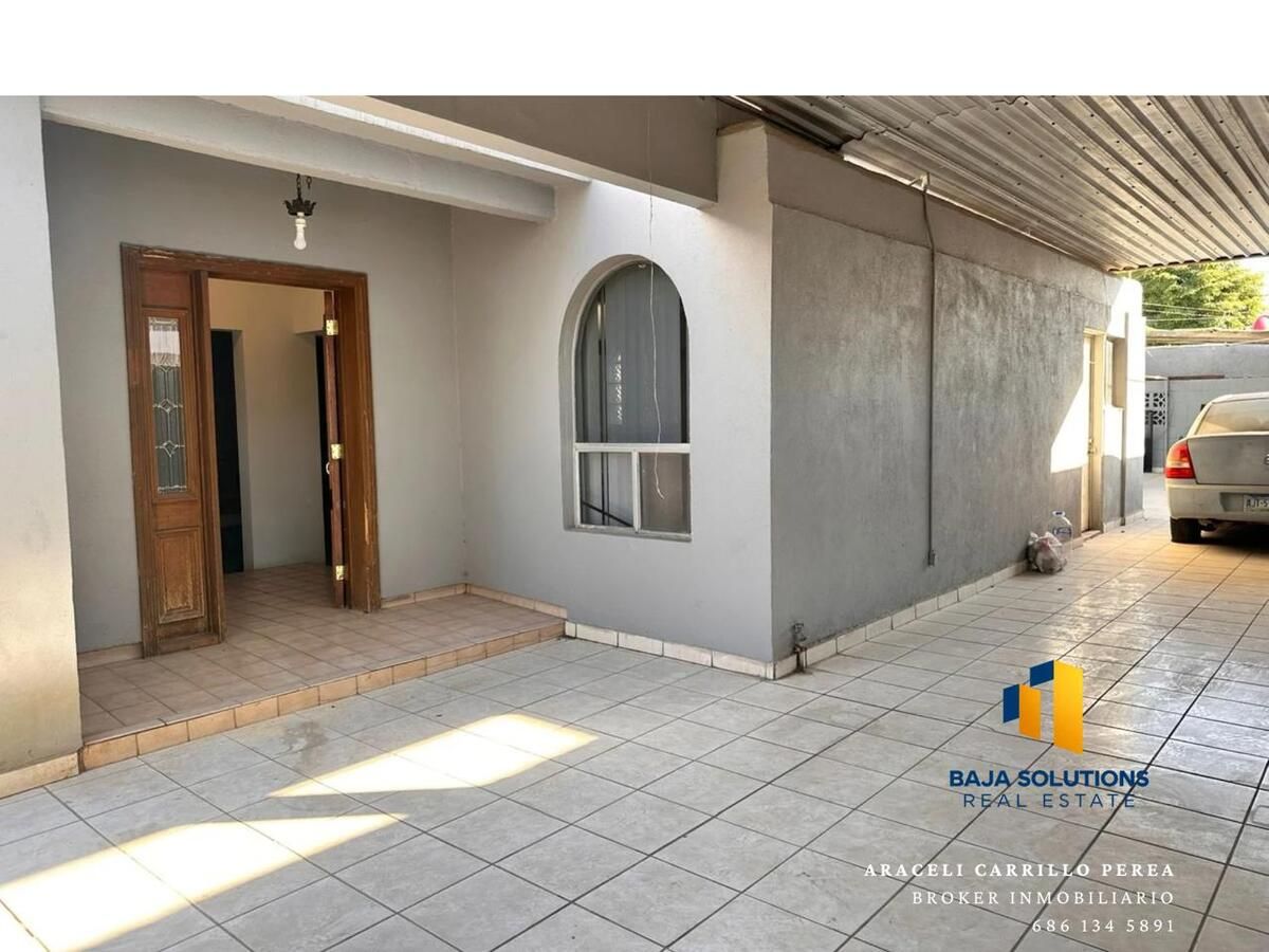 9 de 10: puerta principal