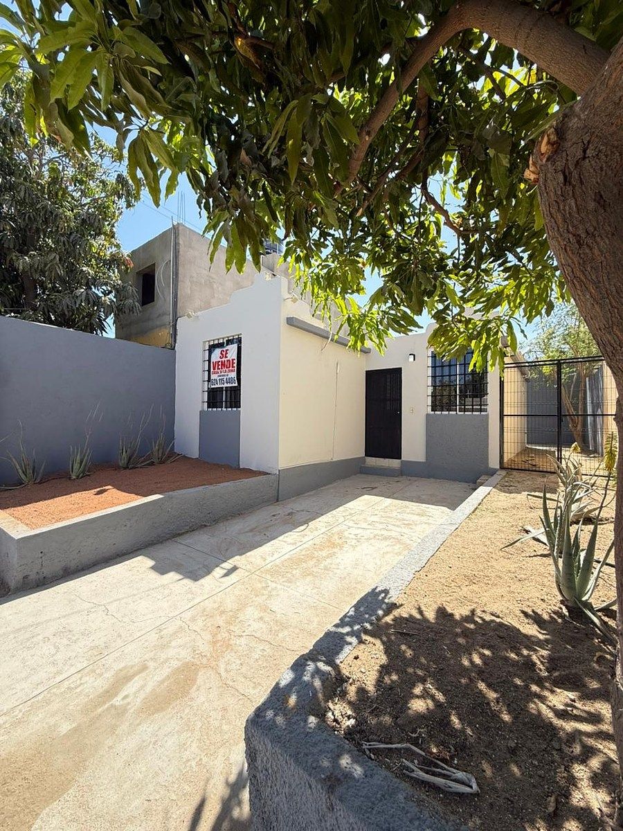 Casa en Venta en Jardines del Sol – Cabo San Lucas