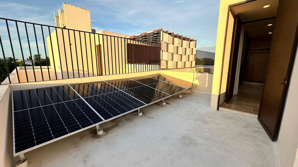 35 de 40: 10 Paneles solares