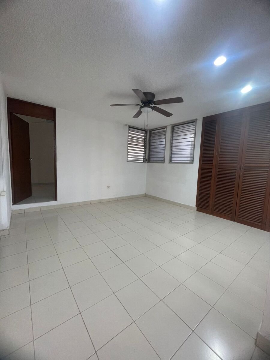 9 of 13: Recámara Principal