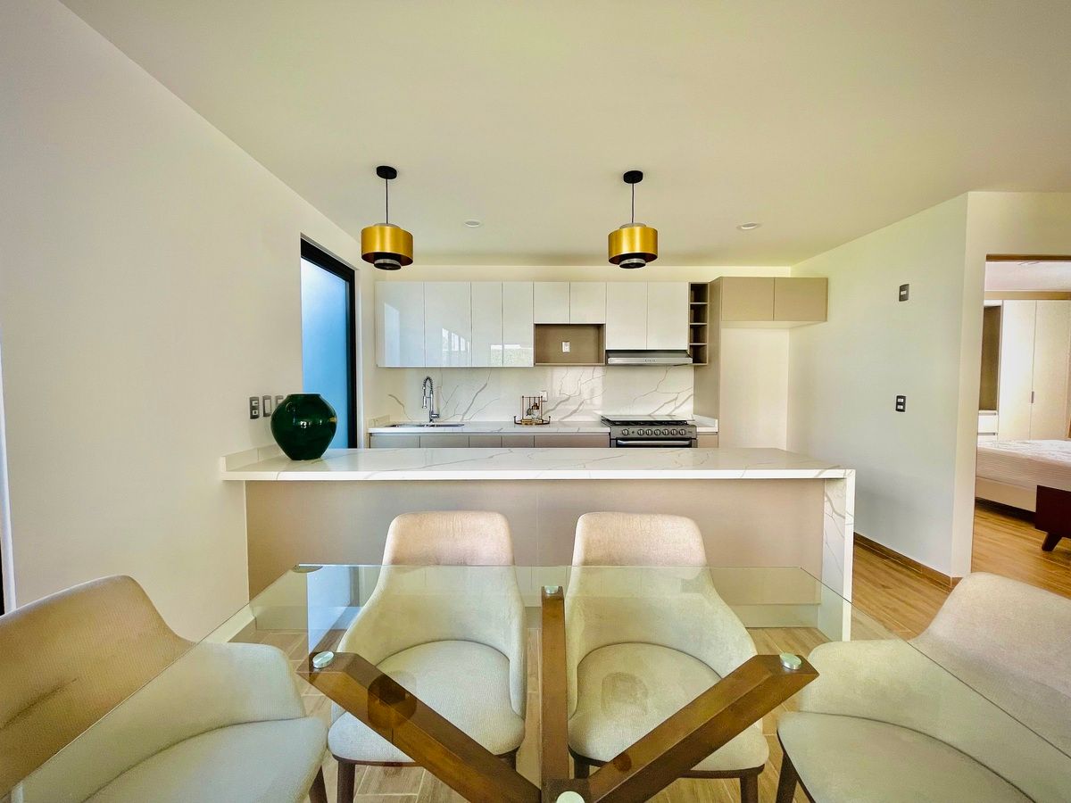 CASA DE UNA PLANTA EN VENTA - PUERTA REAL - foto 5