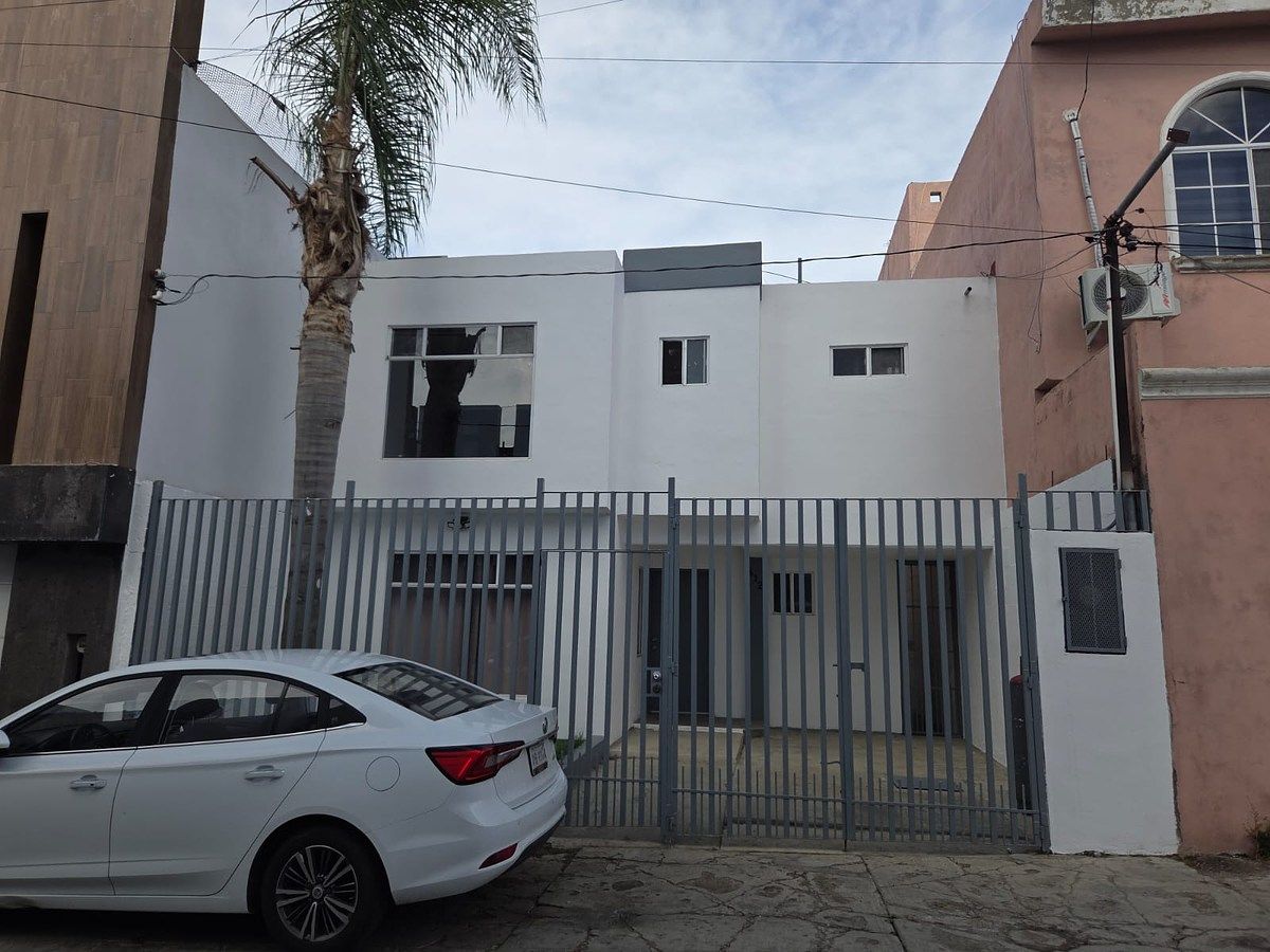 VENDA DE CASA, foto 1 de 20