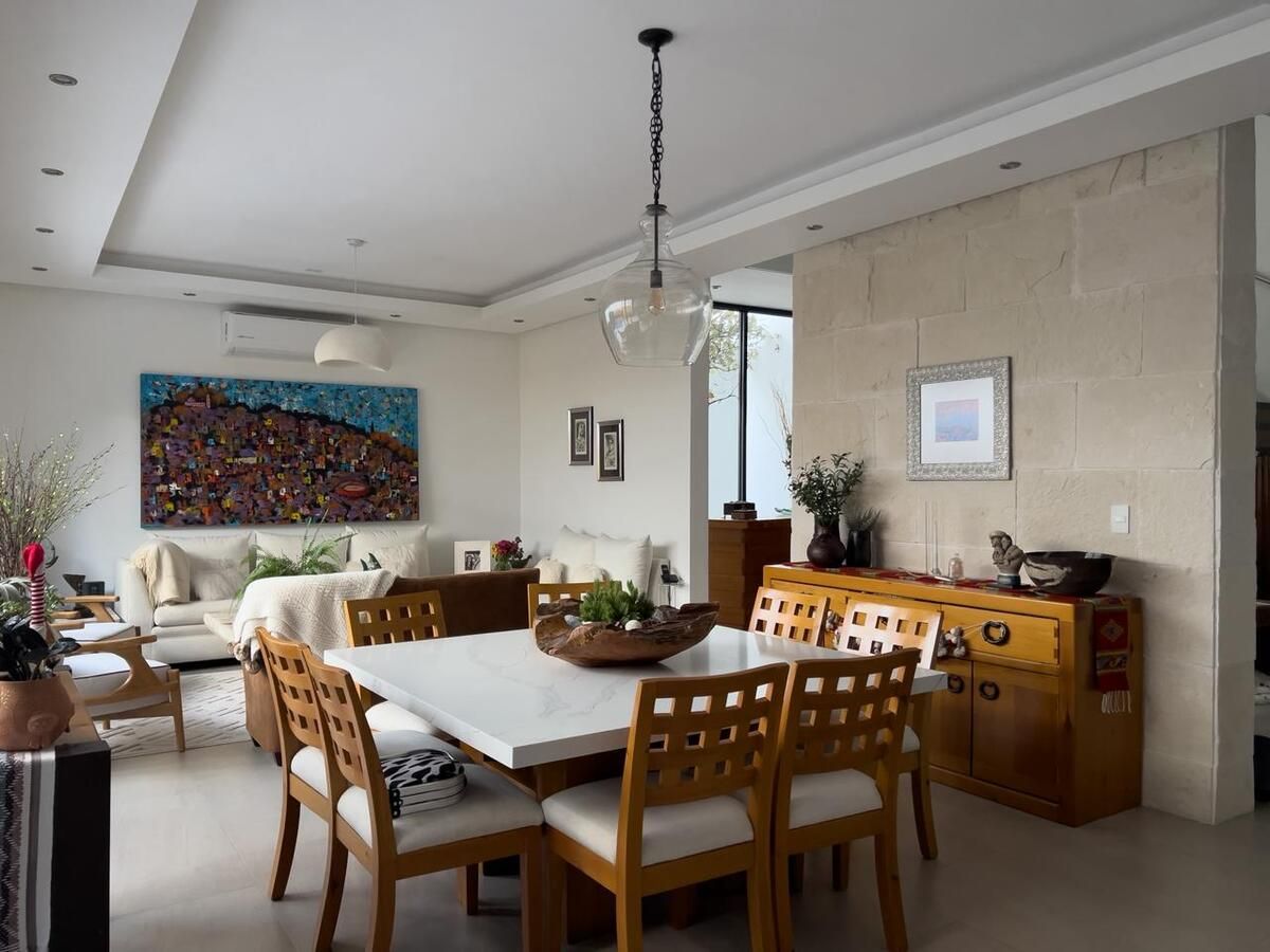 5 de 29: Area social abierta