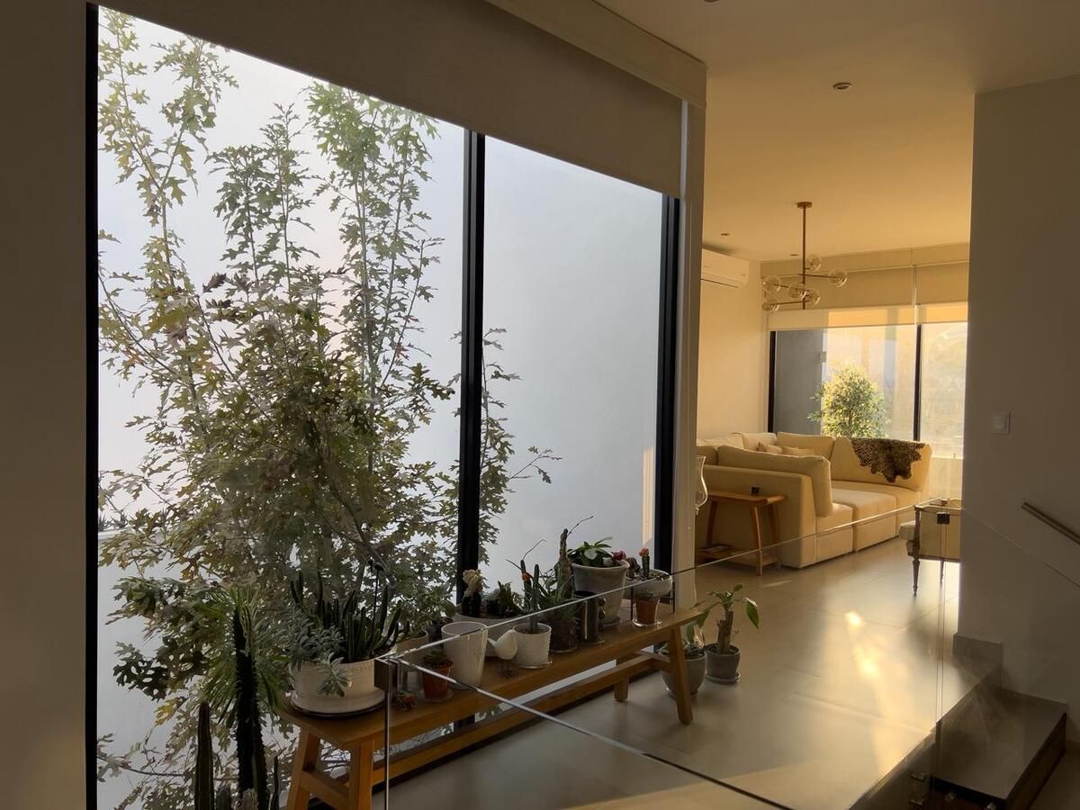 14 de 29: Acceso a planta alta