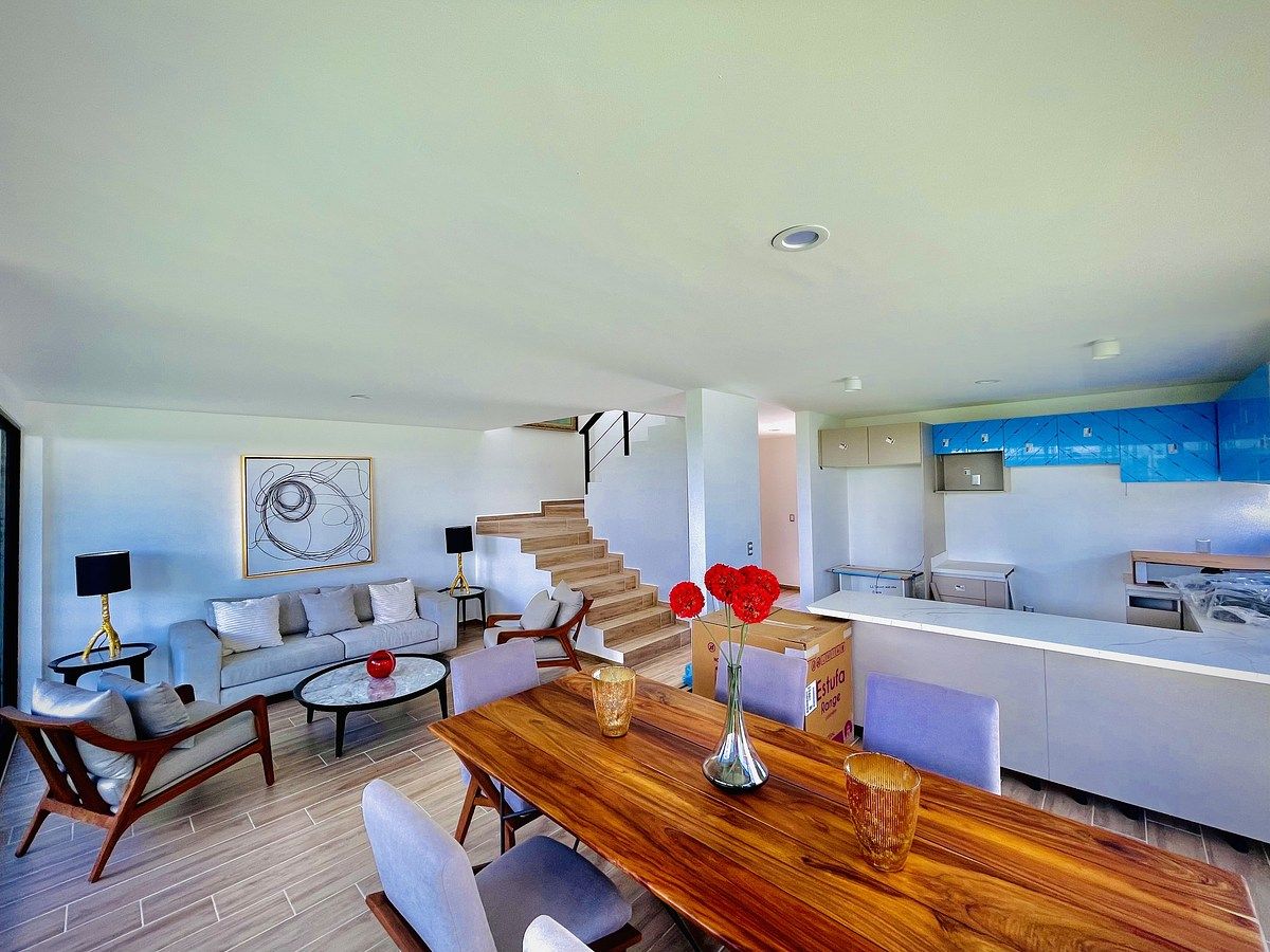 La Casa Más Amplia y Exclusiva de PUERTA REAL - Espacios Grandes. - foto 4