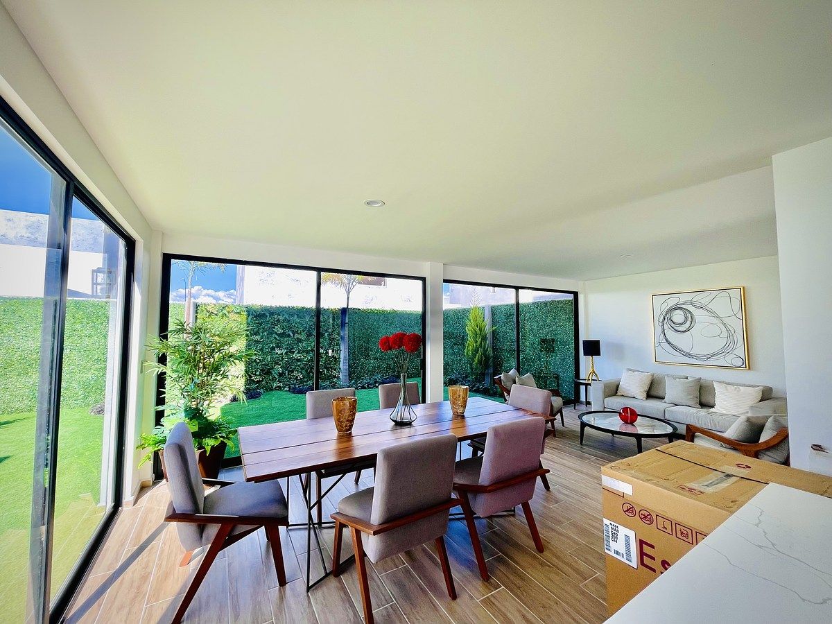 La Casa Más Amplia y Exclusiva de PUERTA REAL - Espacios Grandes. - foto 3