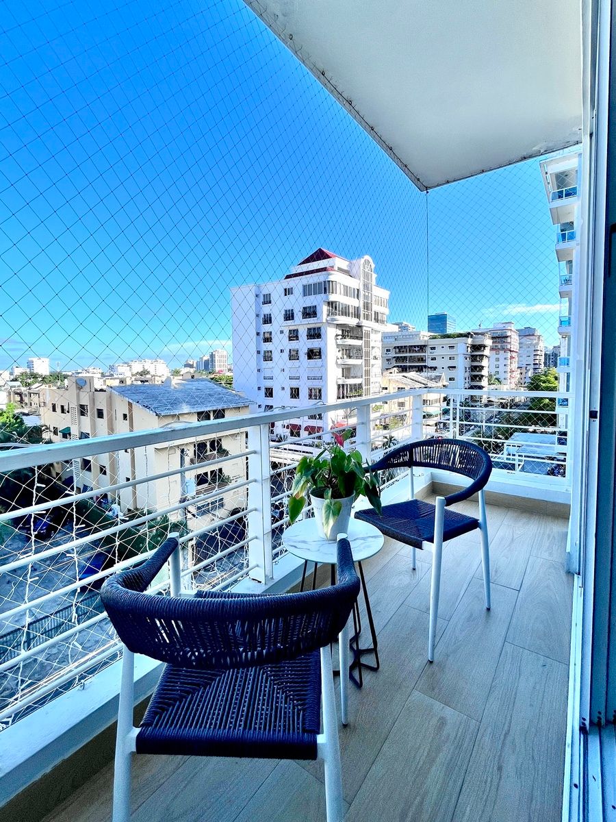 Apartamento en Evaristo Morales, foto 2