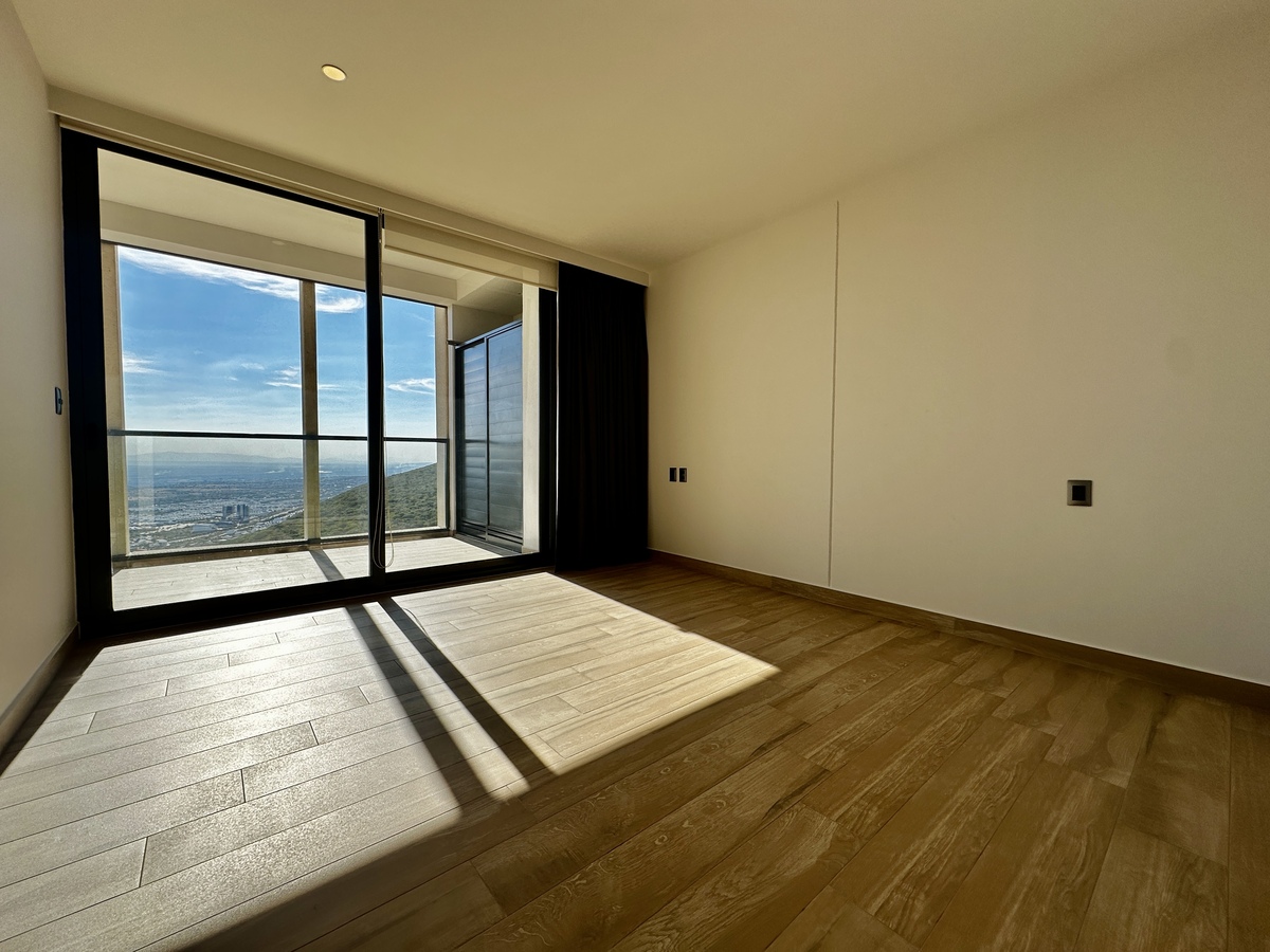 12 of 22: Recámara Principal