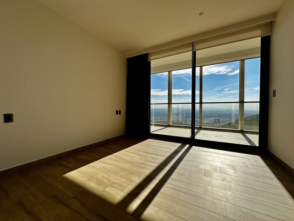 17 of 22: Recámara Secundaria