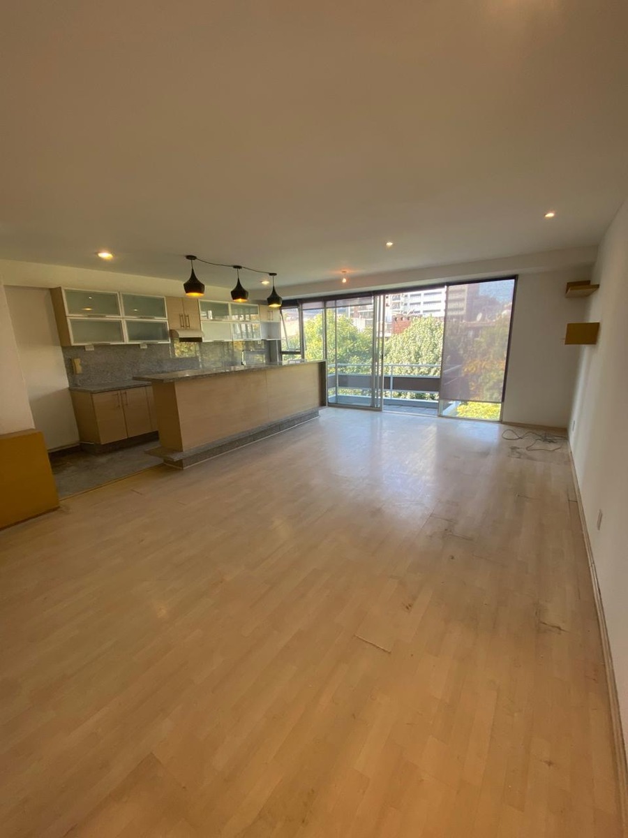 1 of 8: Cocina abierta