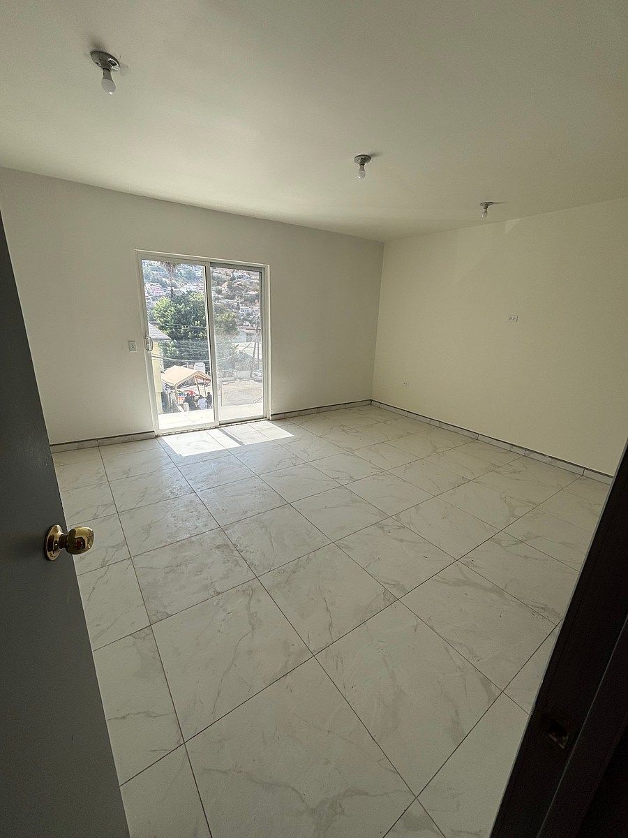 Casa em Chula Vista, Tijuana, foto 12 de 21