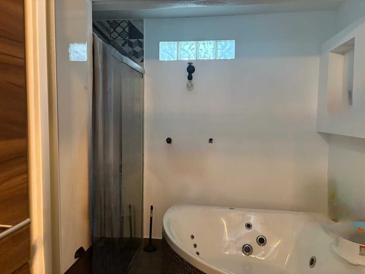 27 de 32: BAÑO PRINCIPAL