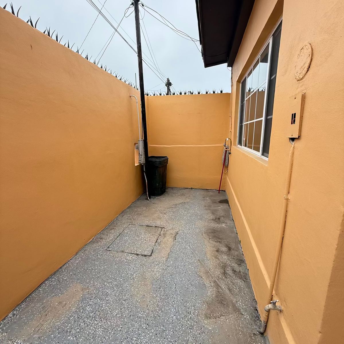 14 of 16: patio trasero