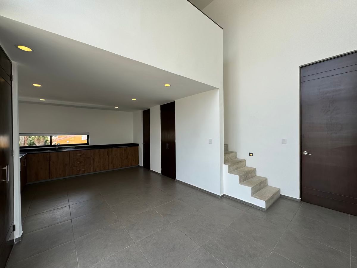 3 of 11: Sala, Comedor y Cocina