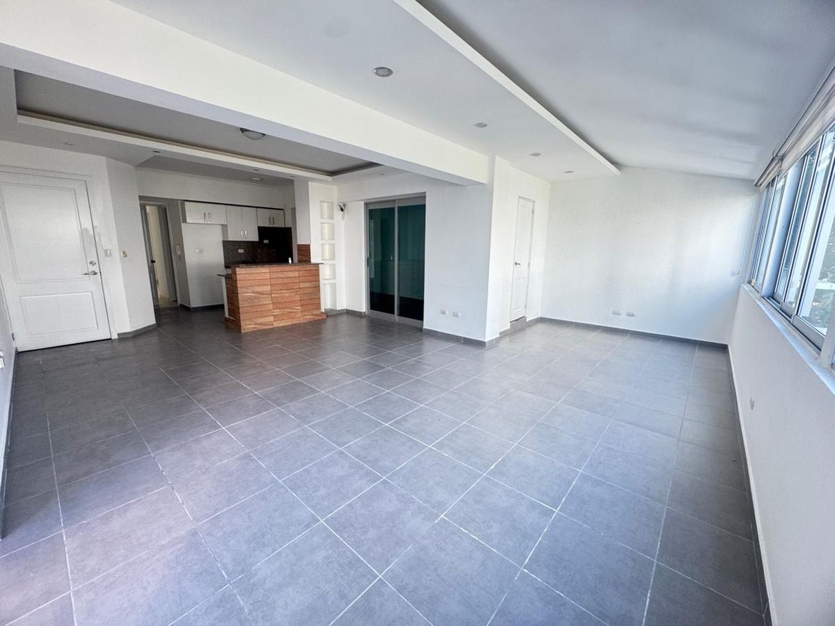 Vendo naco 1 habitación con terraza, foto 1 de 6
