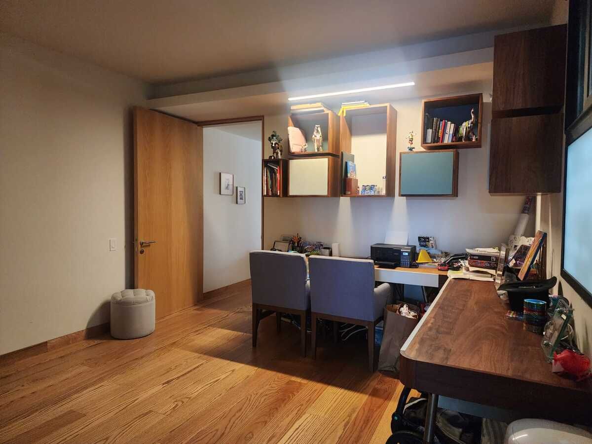 14 de 35: Oficina o Estudio