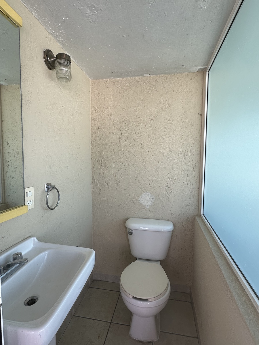 22 de 29: medio baño en el roof