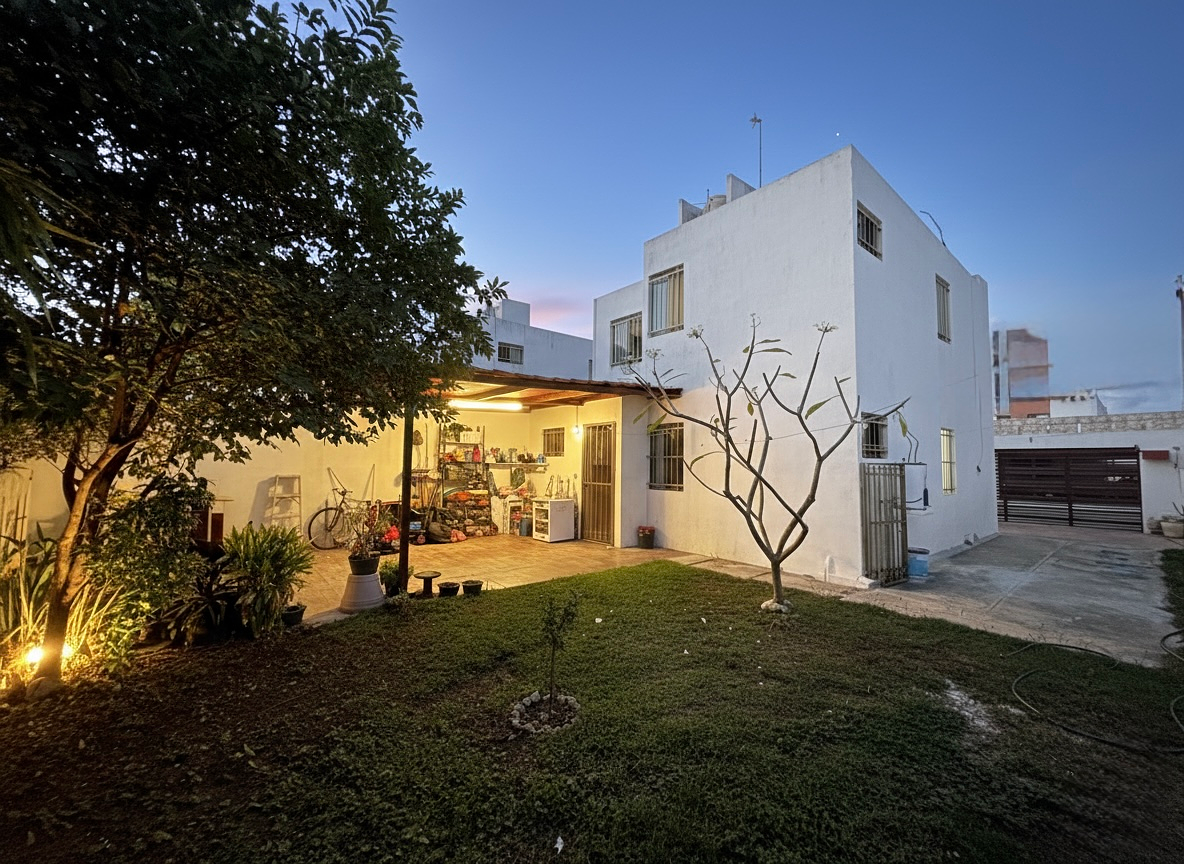 Casa em Los Héroes, Mérida, foto 2 de 37