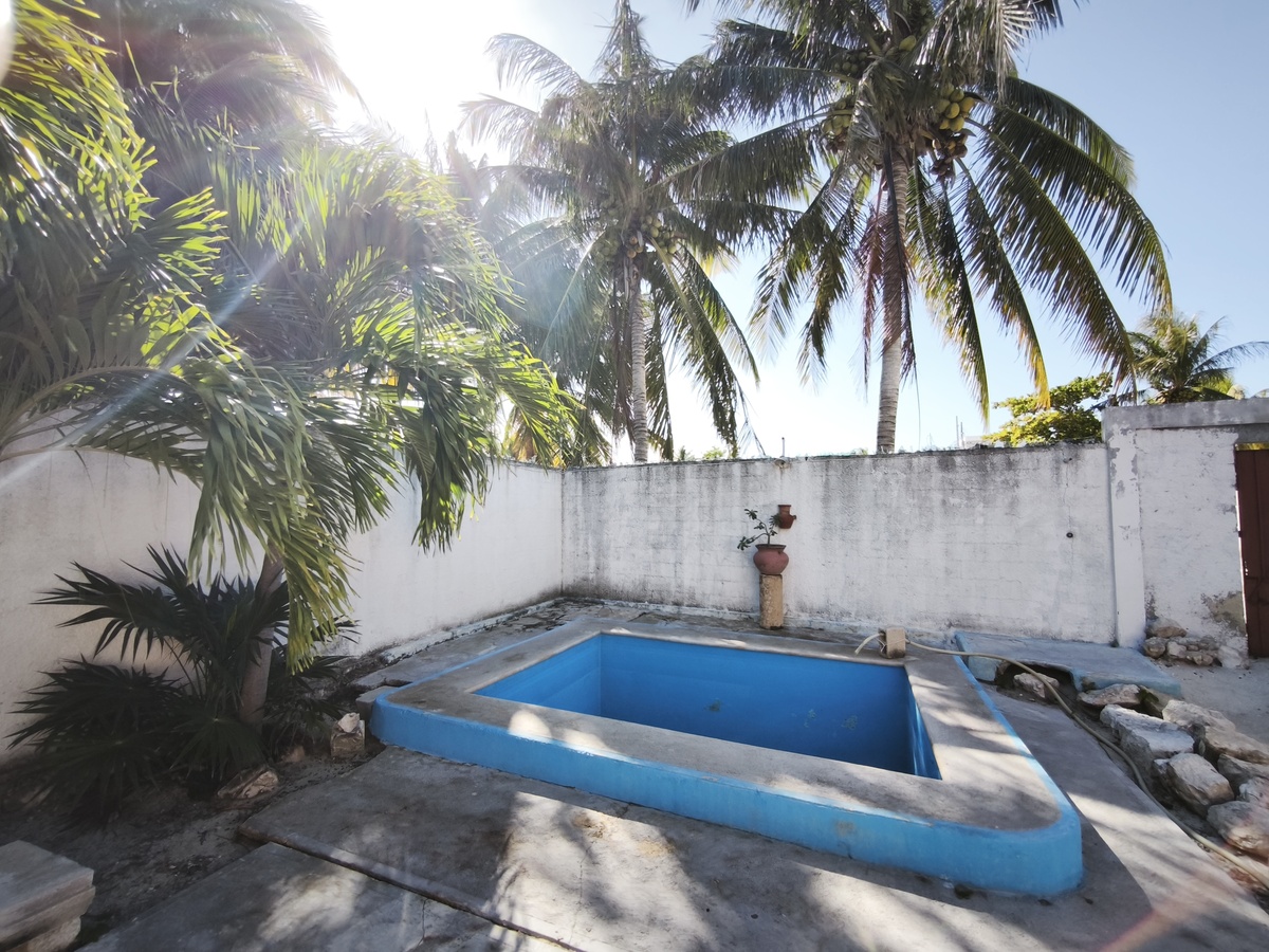 8 de 10: Piscina vista 1