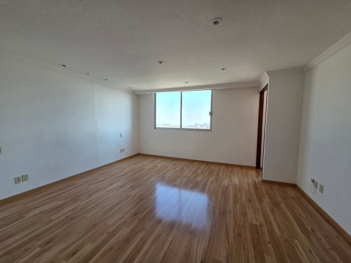 6 de 28: Recamara principal