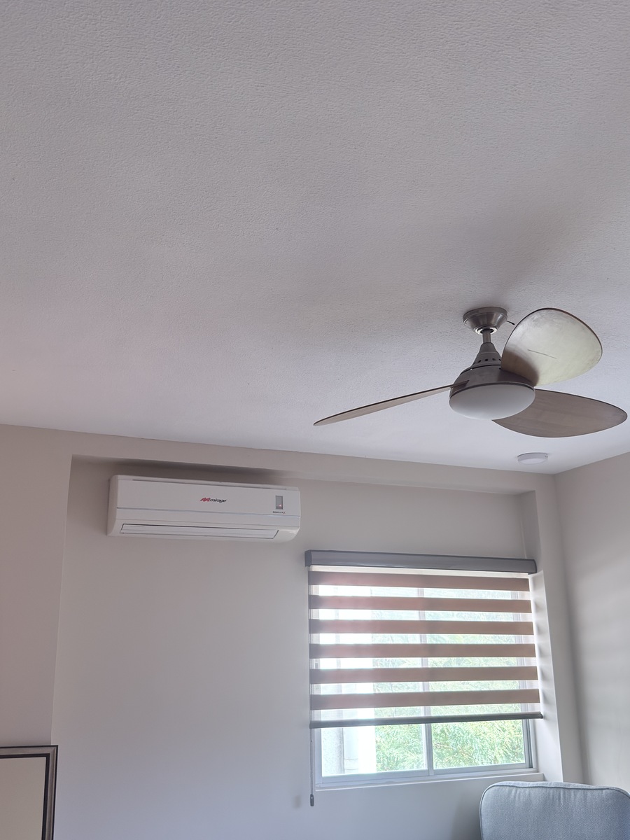 8 de 25: ABANICOS Y CLIMAS INCLUIDOS