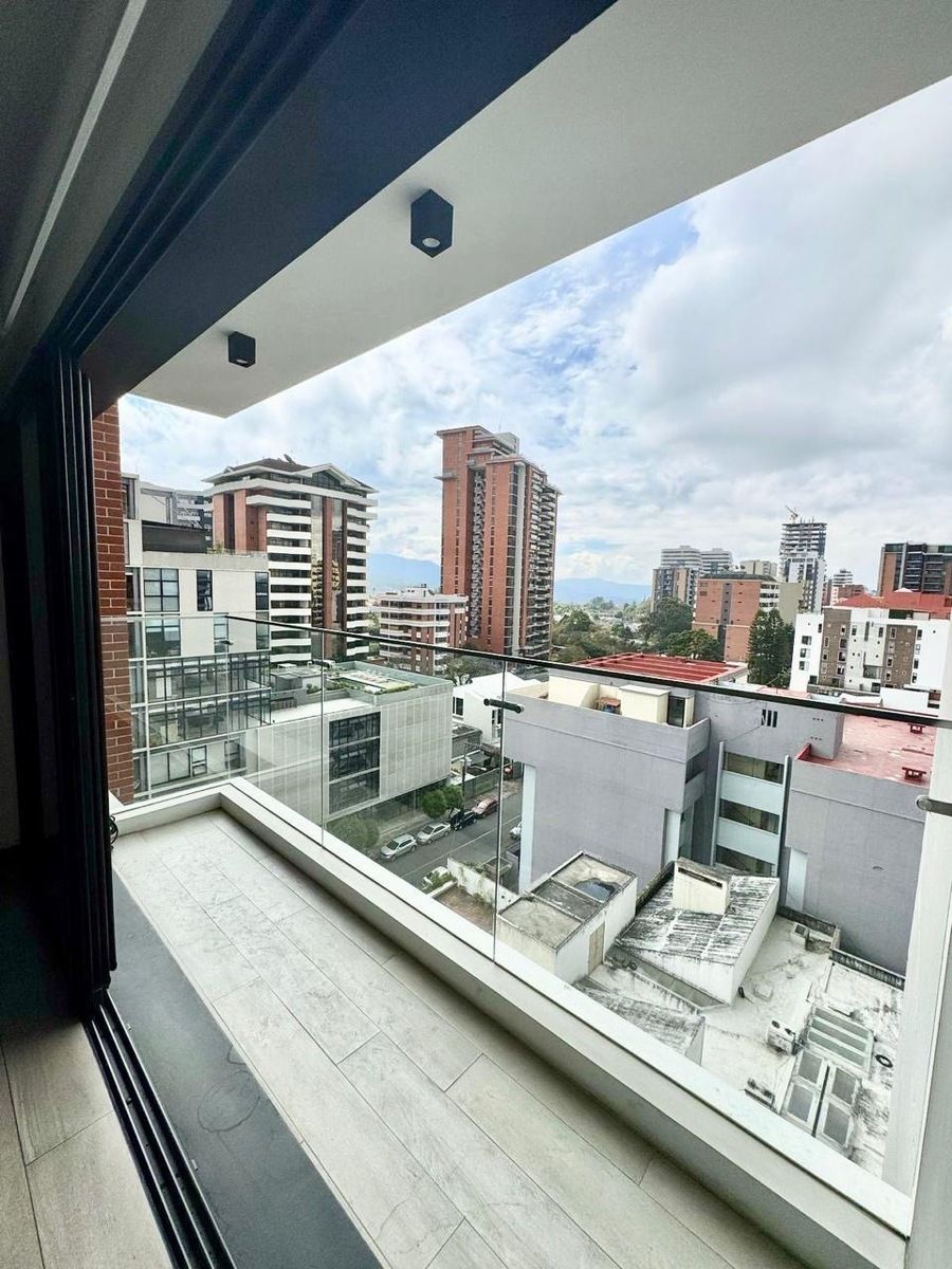 3 de 25