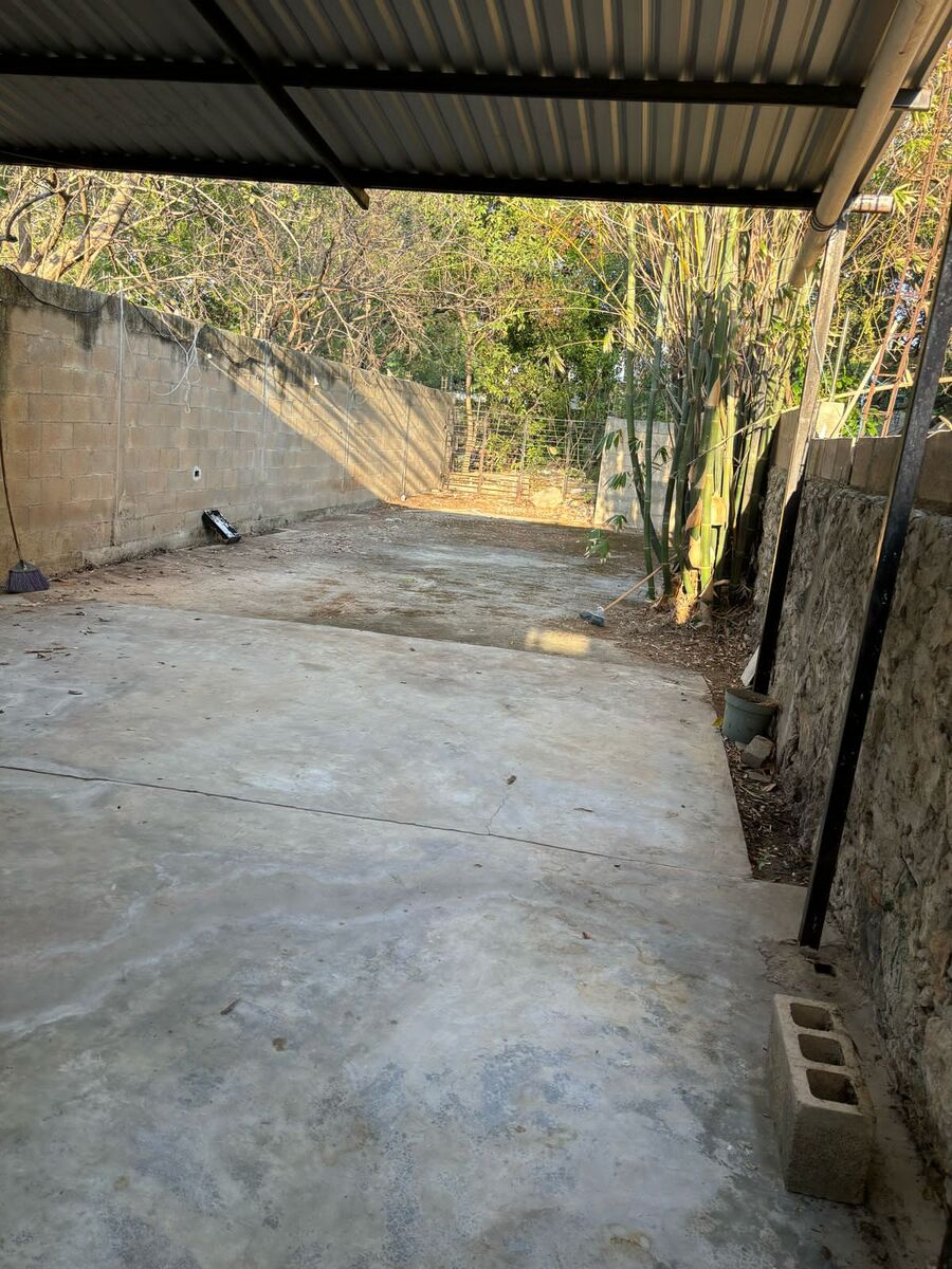 7 of 12: Patio Vista 1