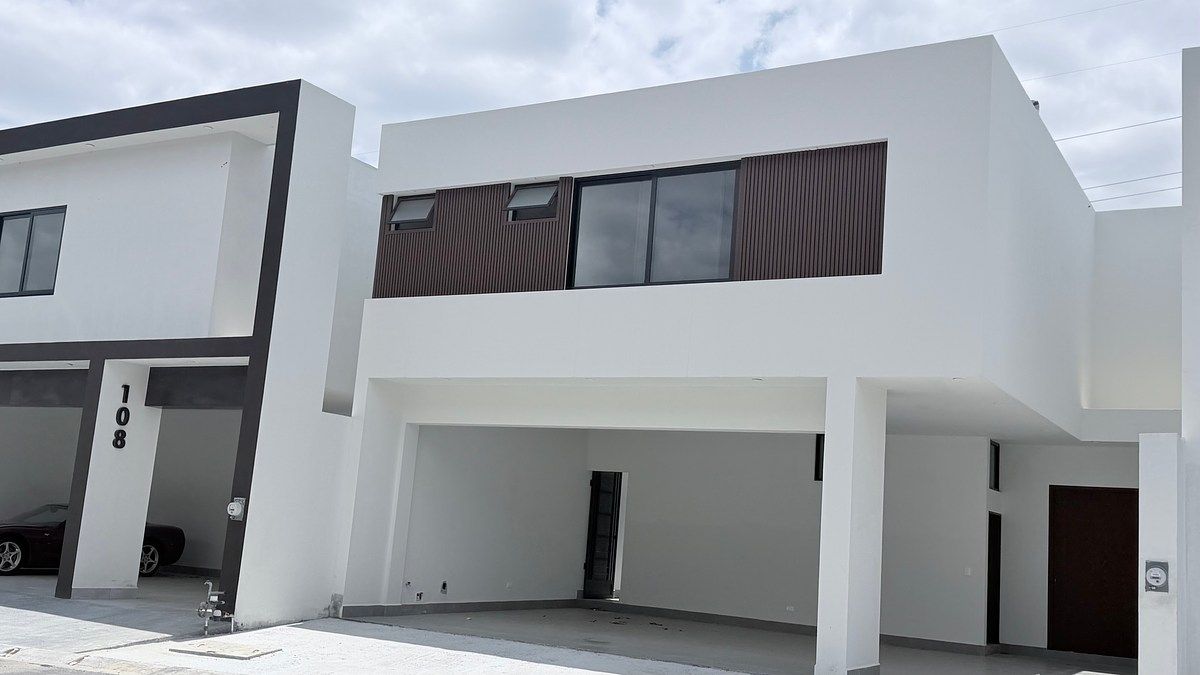 HOUSE FOR SALE IN AMORADA, photo 1 of 22