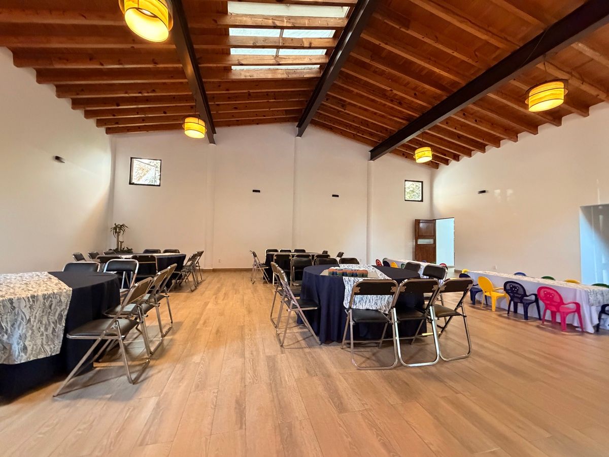 4 de 48: interior Salon de Fiestas Las Haciendas, Barranca de Tarango