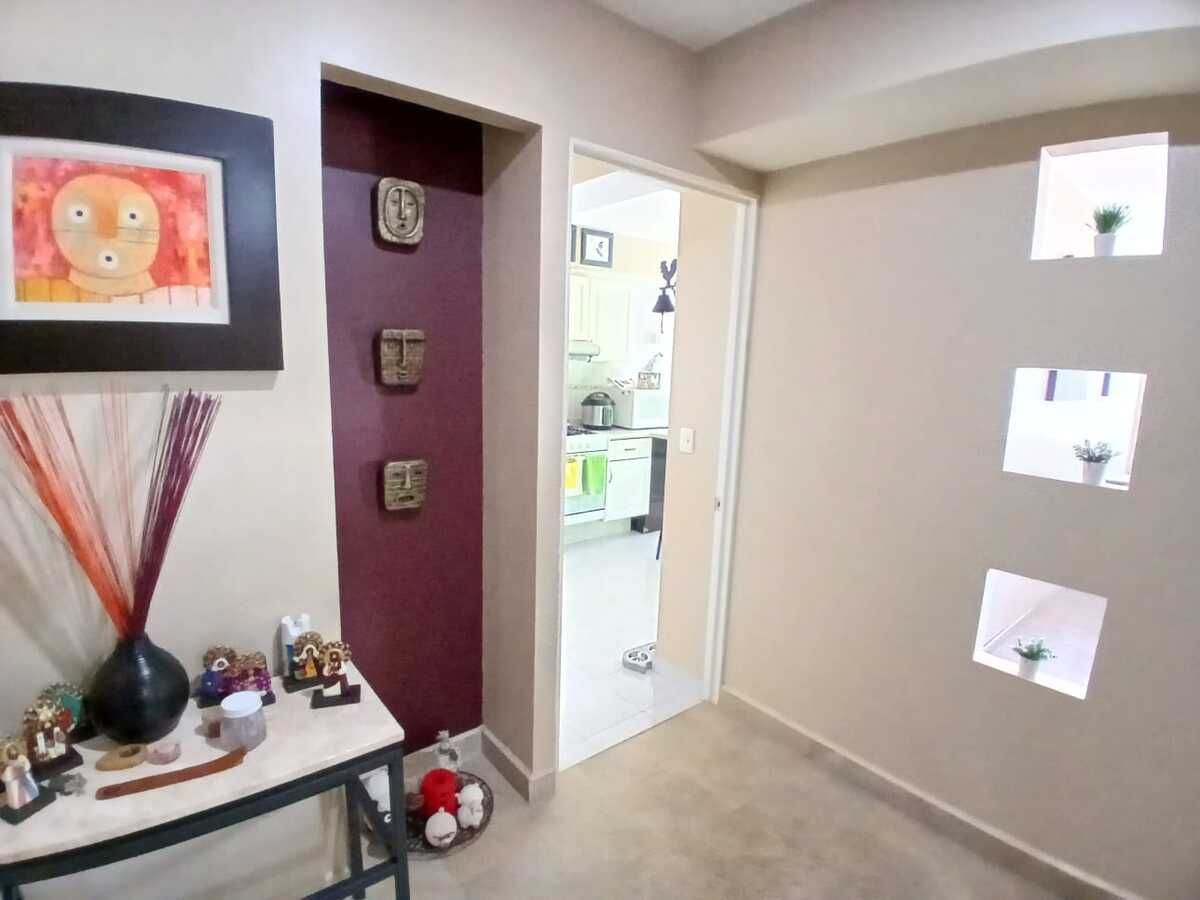 25 de 37: ENRADA ELEVADSOR DIRECTO