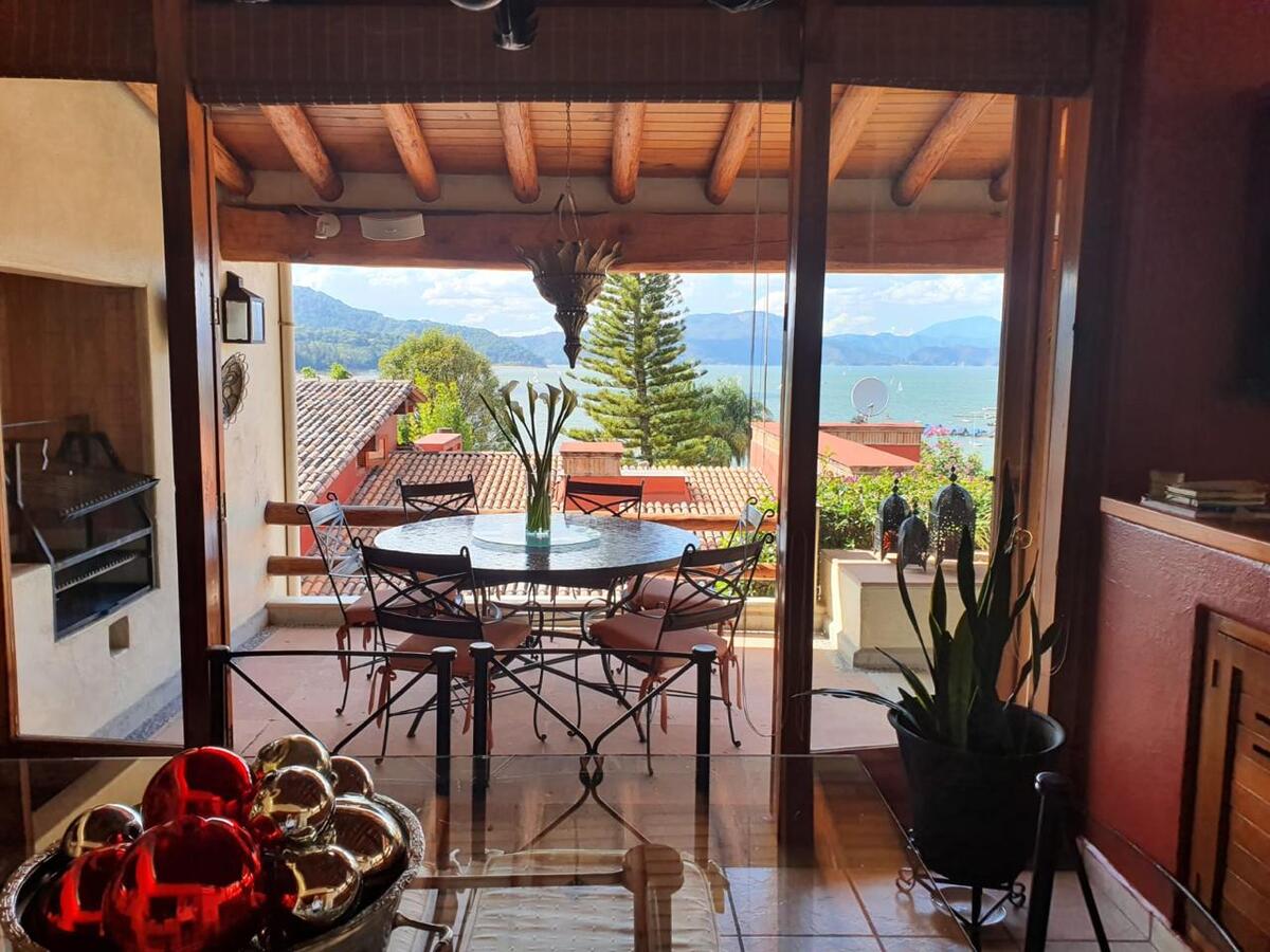 3 of 18: ANTECOMEDOR TERRAZA